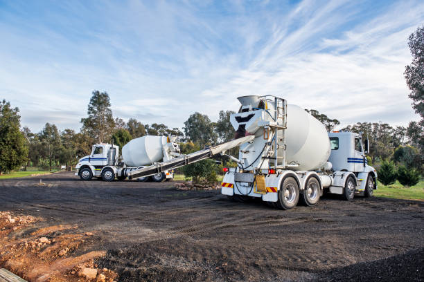  Airport, CA Concrete contractor Pros